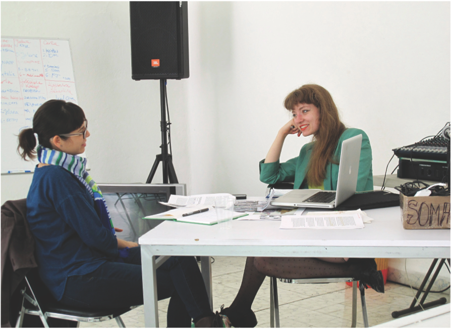 An individual critique with Paola Santoscoy and Kristin Reger (from the SOMA Summer Program). Courtesy of SOMA.